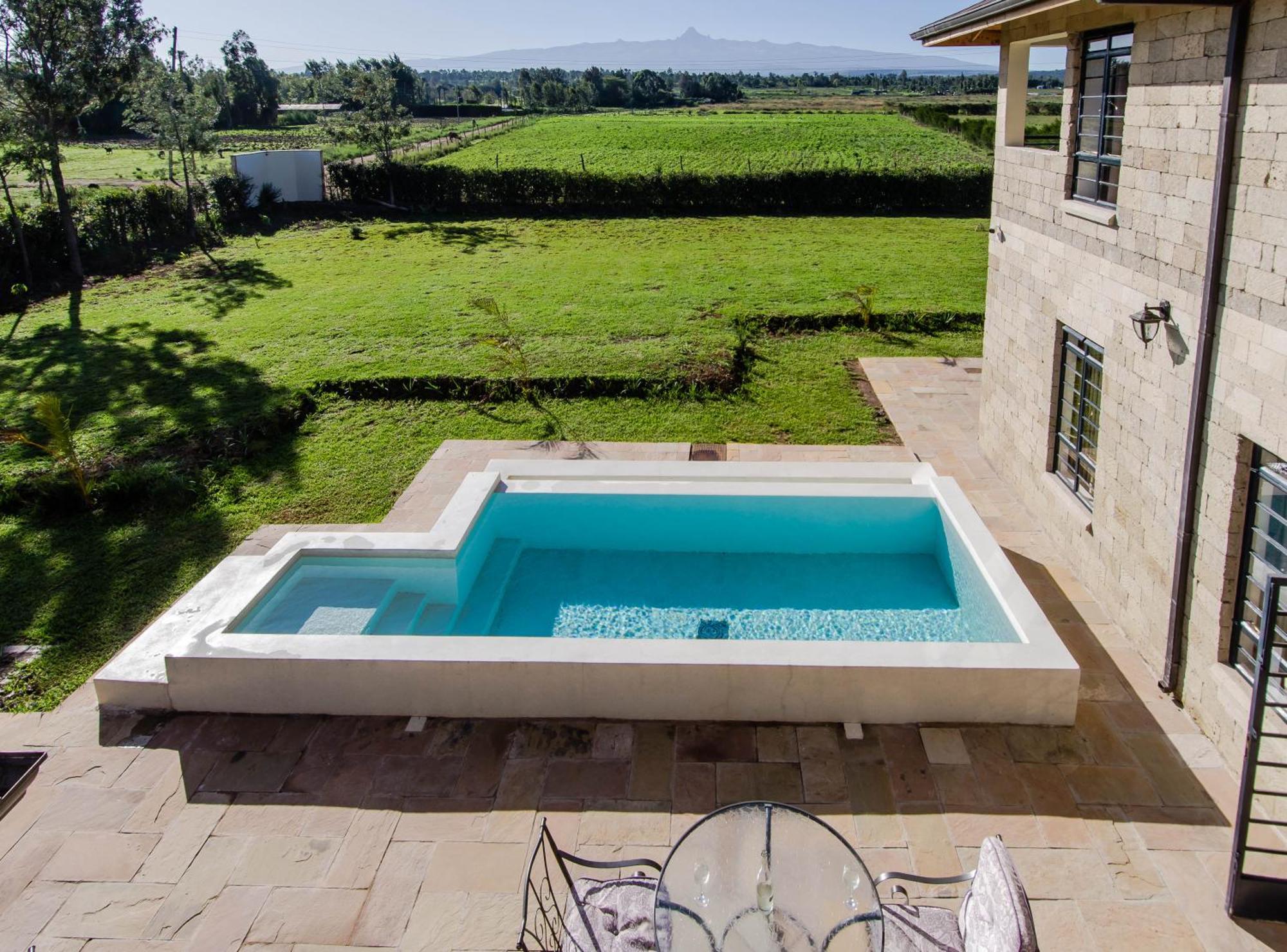 The Landing Nanyuki Cottages מראה חיצוני תמונה